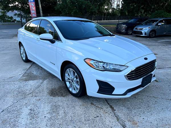 2019 Ford Fusion Hybrid SE PRICED TO SELL! - $18,999 (2604 Teletec Plaza Rd. Wake Forest, NC 27587)