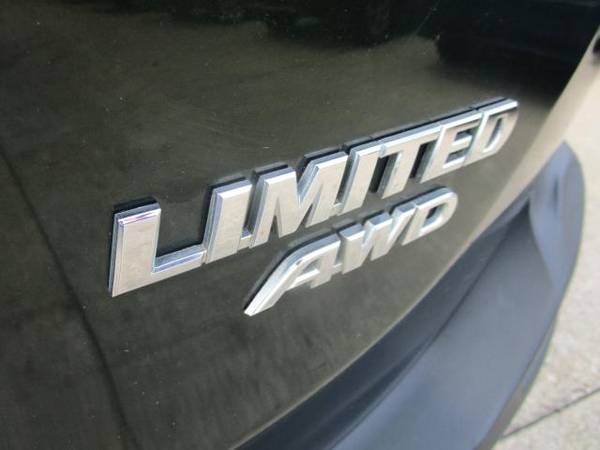 2013 Toyota RAV4 Limited AWD - $10,999 (Top gearz auto)