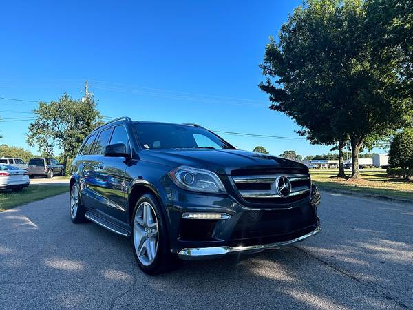 2013 Mercedes-Benz GL 550  PRICED TO SELL! - $17,499 (2604 Teletec Plaza Rd. Wake Forest, NC 27587)