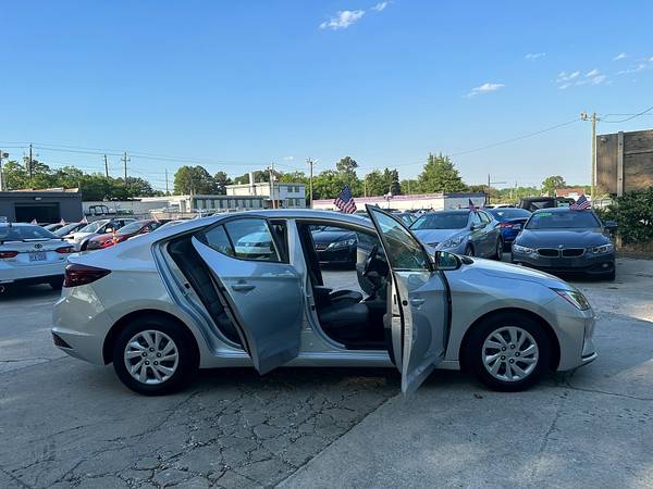 2019 Hyundai Elantra SE PRICED TO SELL! - $15,999 (2604 Teletec Plaza Rd. Wake Forest, NC 27587)