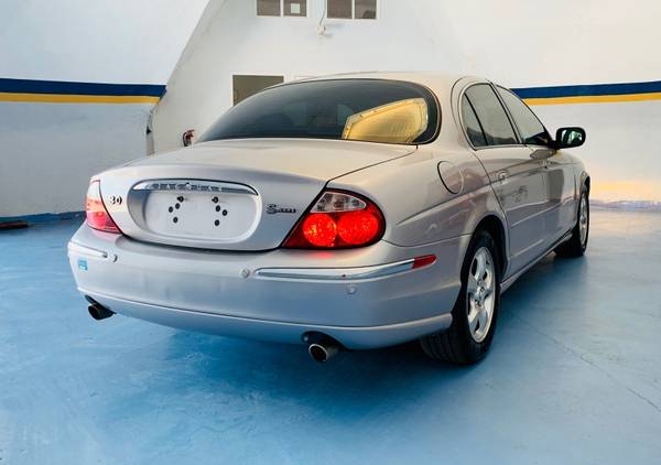 2000 Jaguar S-TYPE 3.0L V6 - $8,500