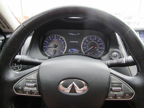 2016 Infiniti Other 4dr Sdn 2.0t Premium AWD Financing Available - $19,950 (1100 West Pioneer Parkway Grand Prairie, TX 75051)