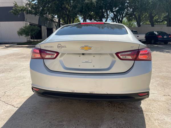 2019 Chevrolet Malibu LT - $16,500 (Houston)