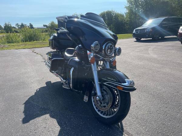 2012 Harley-Davidson Electra Glide Ultra Classic - $12,055 (+ Northpointe Motors)