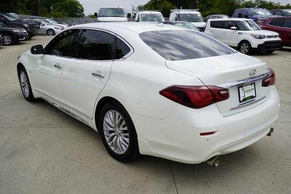 2016 INFINITI Q70L - $23,999