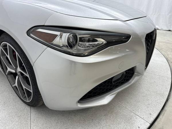 2019 Alfa Romeo Giulia Base - $19,791 (+ IGotCars Pensacola)