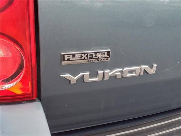 2009 GMC Yukon 2WD 4dr 1500 SLT w/4SA  - We Finance Everybody!!! - $12,888 (sarasota-bradenton)
