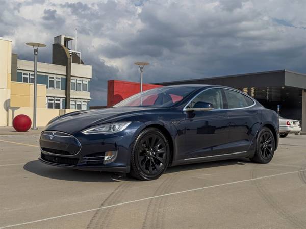 2015 Tesla Model S - $24,900 (+ Orlando Auto Mall)