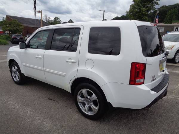 2013 Honda Pilot EX-L with Navigation 4WD LOADED *White* - $12,995 (Franklin, North Carolina)