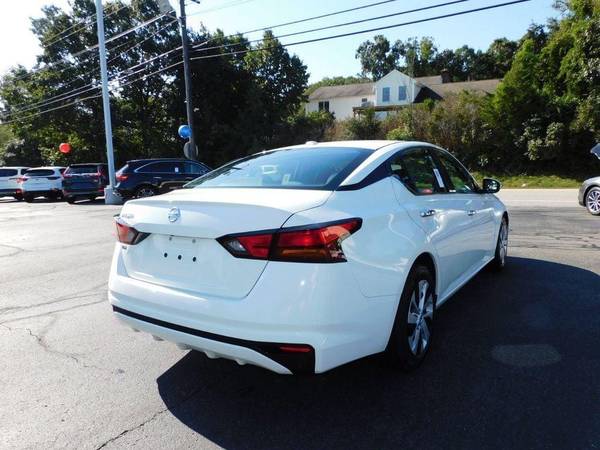 2019 Nissan Altima - $17,790 (+ New England Car Superstore)