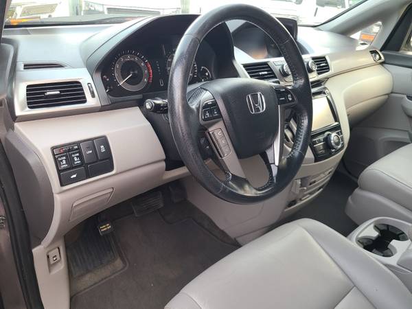 2016 Honda Odyssey EX-L EXL With DVD Entertainment System - $14,900 (Peachland)