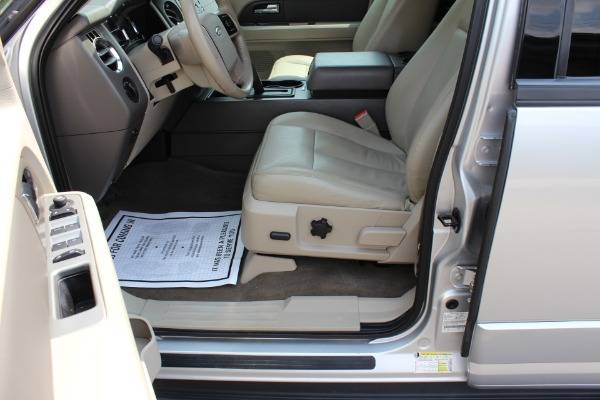 2011 Ford Expedition EL XLT Stock# 2025 - $15,995