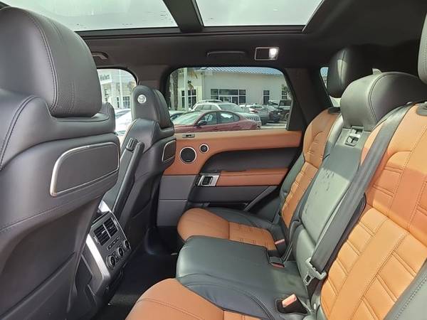 2016 Land Rover Range Rover Sport Autobiography (Land Rover Range Rover Sport SUV)