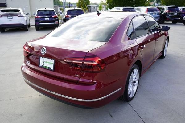 2012 Volkswagen Jetta Sedan SE PZEV - $10,999