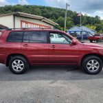 2007 Toyota Highlander Sport Low Miles, AWD Low Miles, AWD - $10,950 (+ McManus Auto Sales)