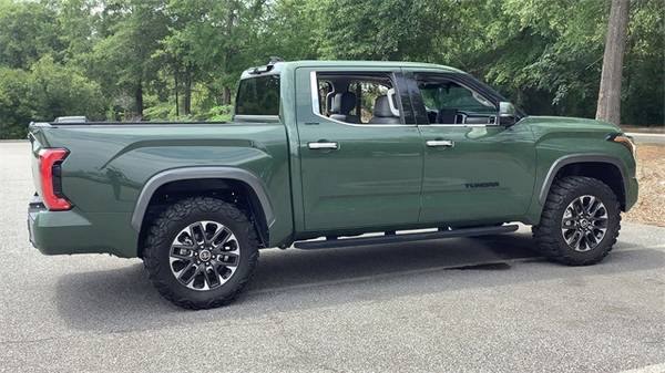 2022 Toyota Tundra 4WD 4D CrewMax / Truck Limited (call 205-974-0467)