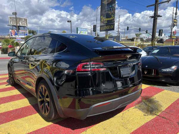 2022 Tesla Model X suv - $99,000 (CALL 562-614-0130 FOR AVAILABILITY)