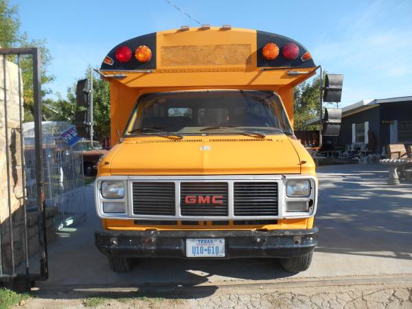 1991GMC BUS VENTURA - $7,900 (San Angelo)