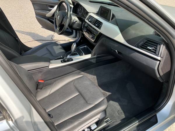 2018 BMW 320XI AWD LOW MILES - $24,500 (Tyngsboro)