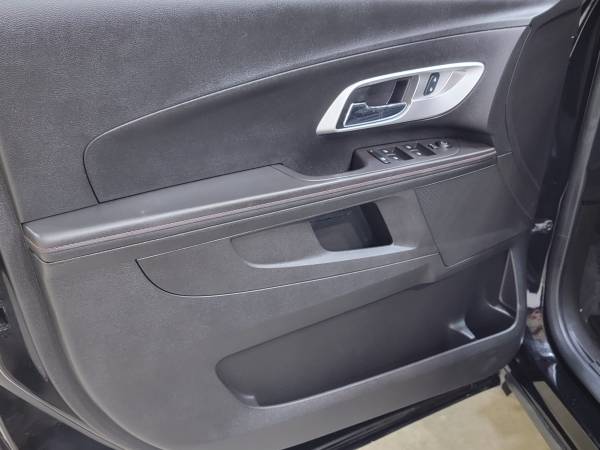 2015 Chevrolet Equinox LT 2 Owner - $9,900 (CRYSTAL LAKE)