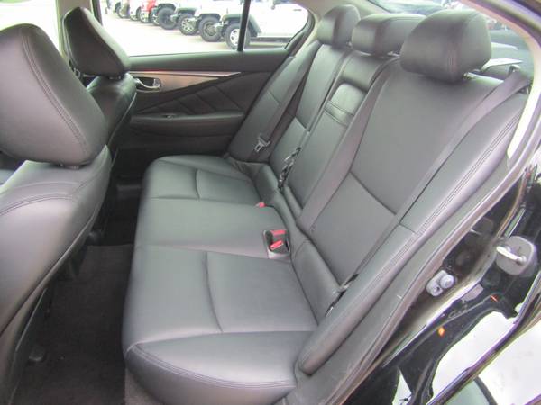 2016 Infiniti Other 4dr Sdn 2.0t Premium AWD Financing Available - $19,950 (1100 West Pioneer Parkway Grand Prairie, TX 75051)