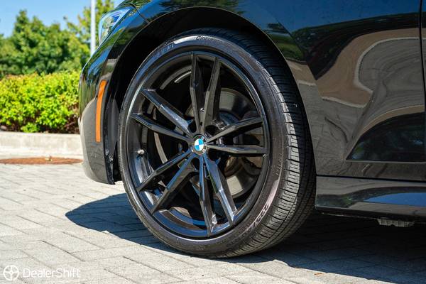 2021 BMW 330i xDrive Sedan | M-Sport | Premium Essential - $43,500 (Call or Text Austin @DealerShift)