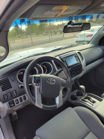 2014 Toyota Tacoma Double Cab, long bed 6 feet - $26,000 (Canoga park)