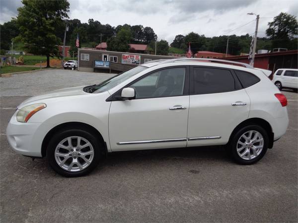 2012 Nissan Rogue SL AWD LOADED *White* - $11,995 (Franklin, North Carolina)