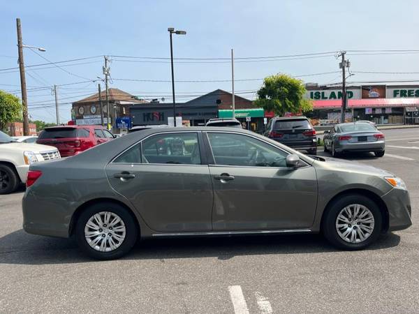 2014 Toyota Camry LE. LOW MILES!!! WORKING? DOWN PAYMENT? APPROVED! (+ 30 DAY 100% SATISFACTION GUARANTEE!)