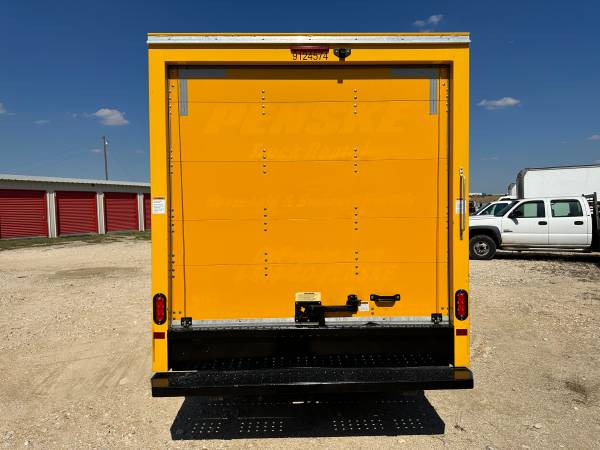2020 GMC Savana 3500 12ft Box Truck - 79k Miles - $24,750 (Hutto)