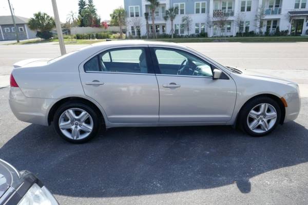 2010 Mercury Milan I 4 4dr Sedan - $5,995