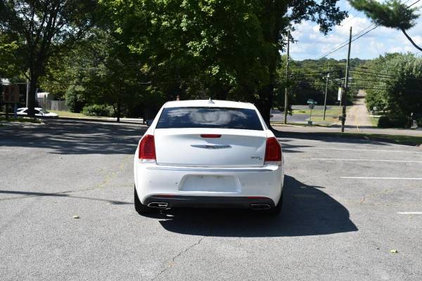 2015 Chrysler 300 C Platinum 4dr Sedan - $16,990 (+ Alpha Motors TN)