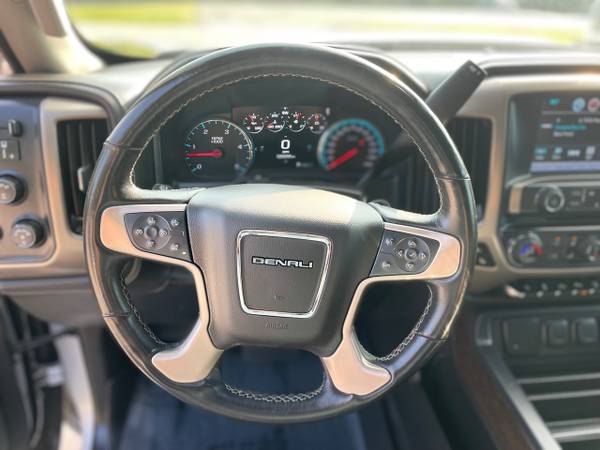 2019 GMC Sierra 2500 Denali Crew Cab 4WD - $54,900 (WE DELIVER ANYWHERE)