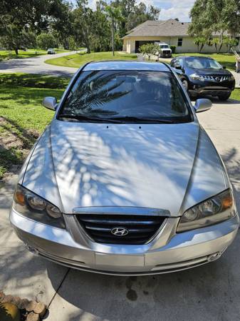 Very low miles Hyundai Elantra 2006 - $4,950 (Sarasota)
