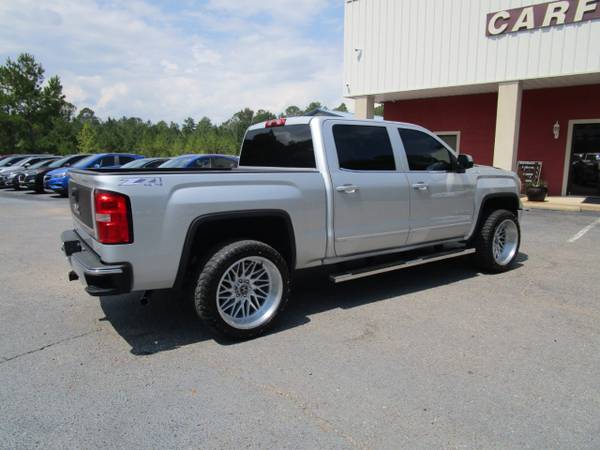 2015 GMC Sierra 1500 4WD Crew Cab 143.5 SLE - $20,995 (Carfinders Auto Outlet)
