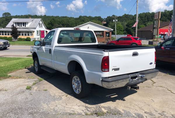 2003 Ford Super Duty F-250 Reg Cab 137 XLT 4WD - $11,995 (Floyd VA)