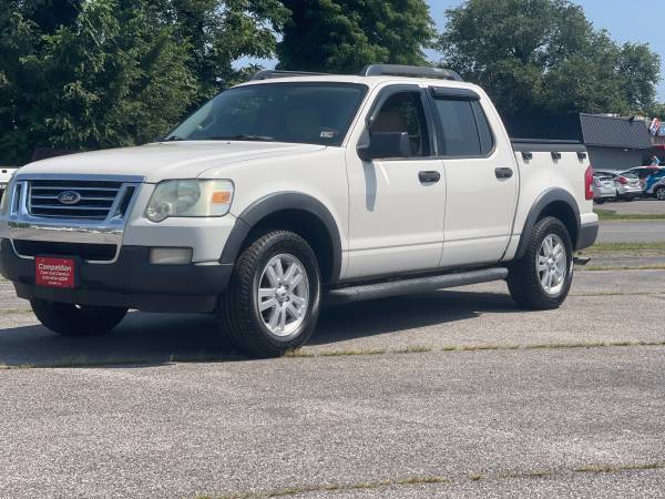 2008 Ford Explorer Sport Trac XLT 4x2 - $7,300 (Salem)