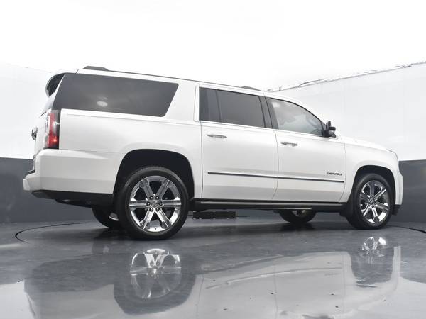 Used 2019 GMC Yukon XL 4WD 4D Sport Utility / SUV Denali (call 256-676-9717)