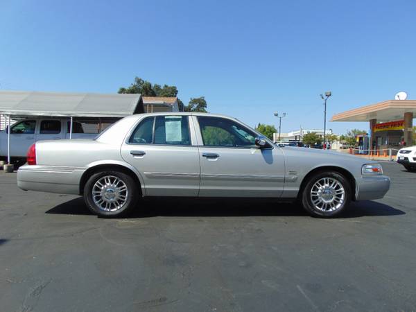 2008 Mercury Grand Marquis 4dr Sdn LS - $6,995 (Roseville Auto Center)