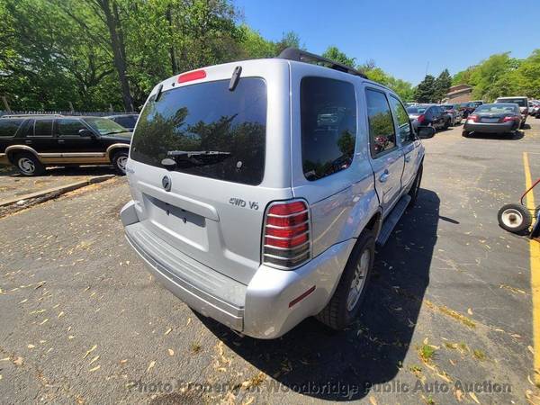 2007 *Mercury* *Mariner* *4WD 4dr Luxury* Silver - $3,450 (Woodbridge Public Auto Auction)