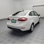 2019 Ford Fiesta SE - sedan (Ford Fiesta White)