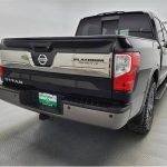 2017 Nissan Titan Crew Cab Platinum Reserve 5.5 ft - truck (Nissan Titan Black)