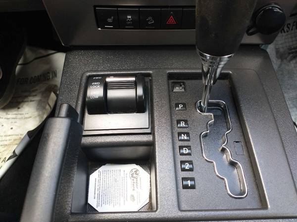 2012 *Jeep* *Liberty Leather Loaded -Warranty - $9,990 (Carsmart Auto Sales /carsmartmotors.com)