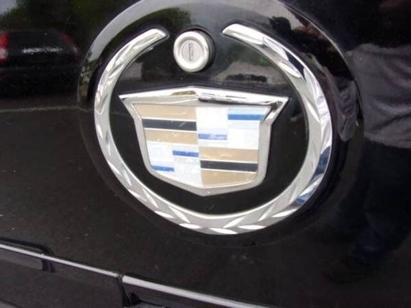 2002 Cadillac Escalade Base AWD 4dr SUV - $8995.00