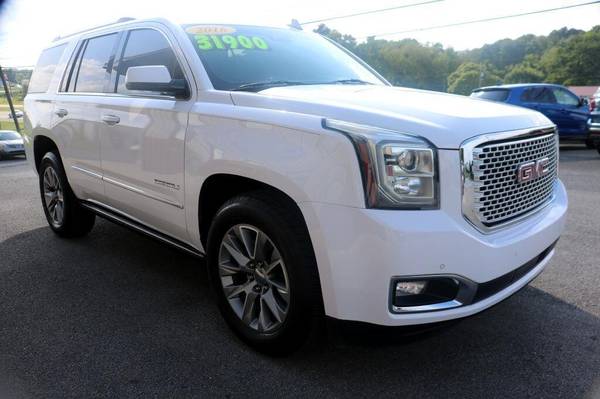 2016 GMC Yukon Denali 4WD - EZ FINANCING AVAILABLE! - $31,900 (+ Legg Motor Company)