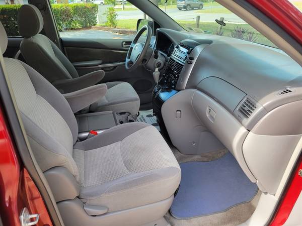 2006 Toyota Sienna LE Excellent Condition! - $5,495 (Central Florida)