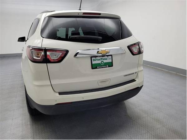 2015 Chevrolet Traverse LT - SUV (Chevrolet Traverse White)