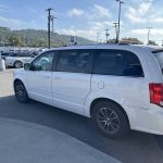 Used 2017 Dodge Grand Caravan FWD 4D Passenger Van / Minivan/Van SXT (call 304-449-5365)