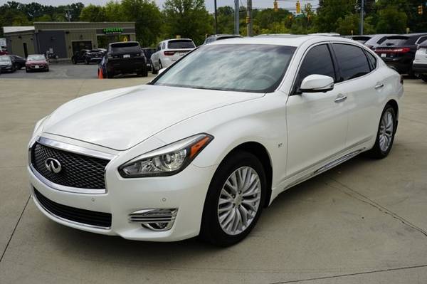 2016 INFINITI Q70L - $23,999