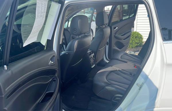 2017 Buick Envision AWD 4dr Essence - $15,999 (Deptford Township, NJ)